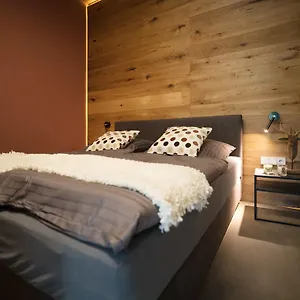 boutique-hotel-chalet-weinberg.com-bavaria.com/